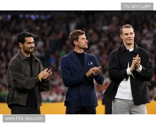 周六晚德日复仇战前弗利克让京多安当队长，诺伊尔失袖标？